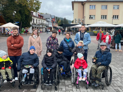 Uczestnicy warsztatu Aktywnej Rehabilitacji dla dzieci i rodziców w Wiśle, 4-6.10.224 r.