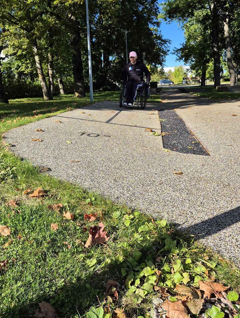 Specjalny tor do nauki i uświadamiania o pochyłości chodników. Estonia Haapsalu 27-30.09.2025