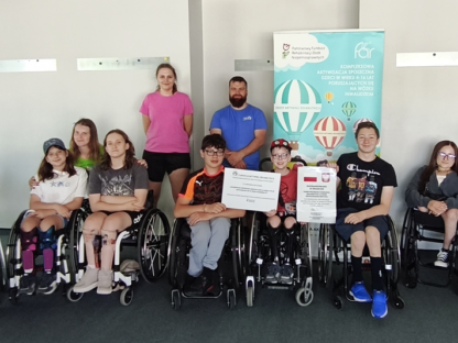 Uczestnicy i kadra Warsztatu Aktywnej Rehabilitacji dla dzieci w Katowicach, 20-22.06.2026 r.