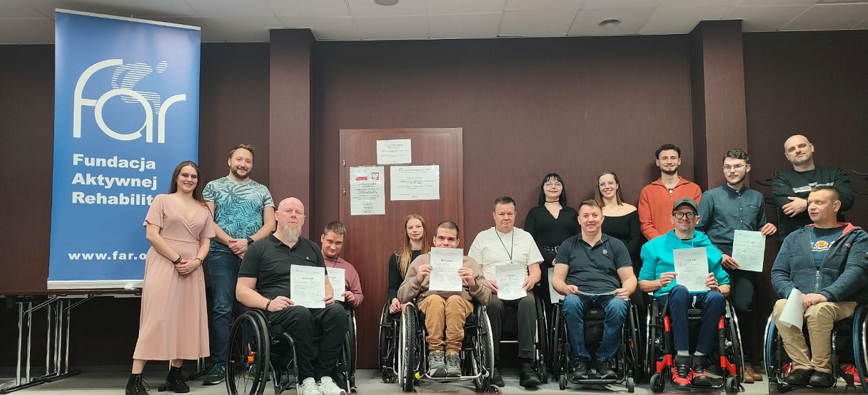 Zajęcie wspólne,. Kadra i uczestnicy Obozu Aktywnej Rehabilitacji w Zgierzu, 16-27.02.2026 r.