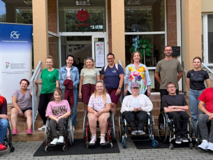 Uczestnicy i kadra Warsztatu Aktywnej Rehabilitacji, Bydy Głogowskie 21-23.08.2026 r.